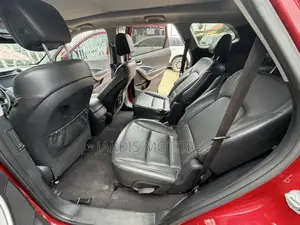 Hyundai Santa Fe 2014 Red