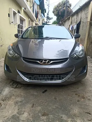 Hyundai Elantra 2012 Gray