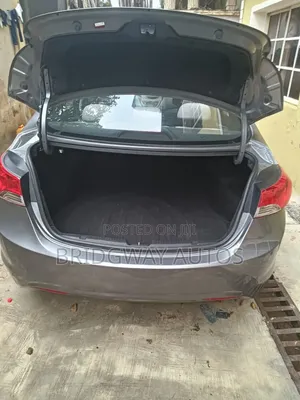 Hyundai Elantra 2012 Gray