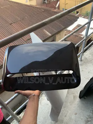 Sleek Gloss Black Bonnet Air Intake Scoop
