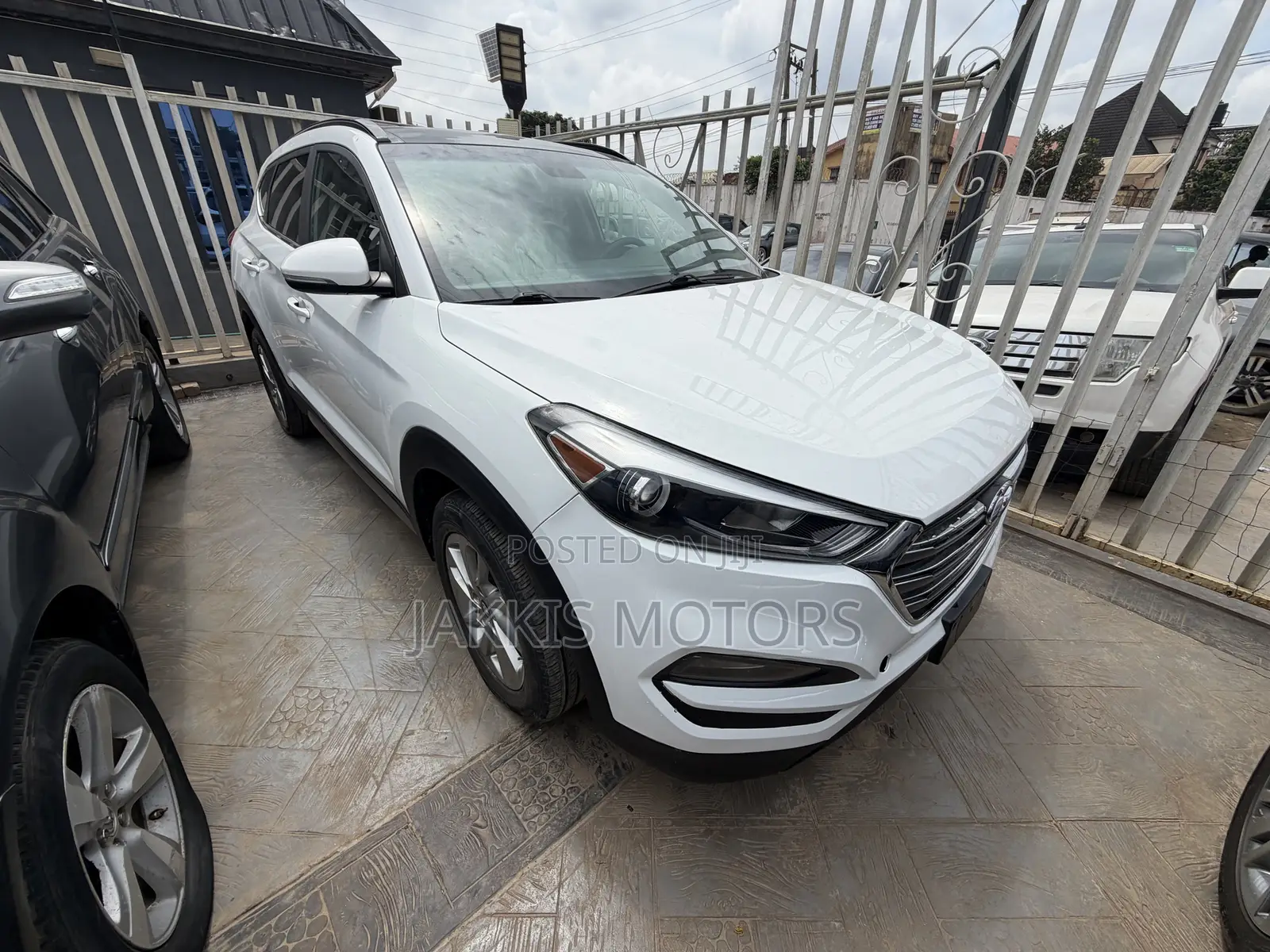 Hyundai Tucson 2017 White