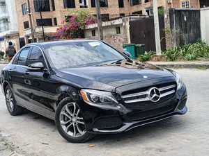Mercedes-Benz C300 2015 Black