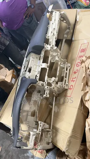 Landcruiser LC300 Empty Dashboard