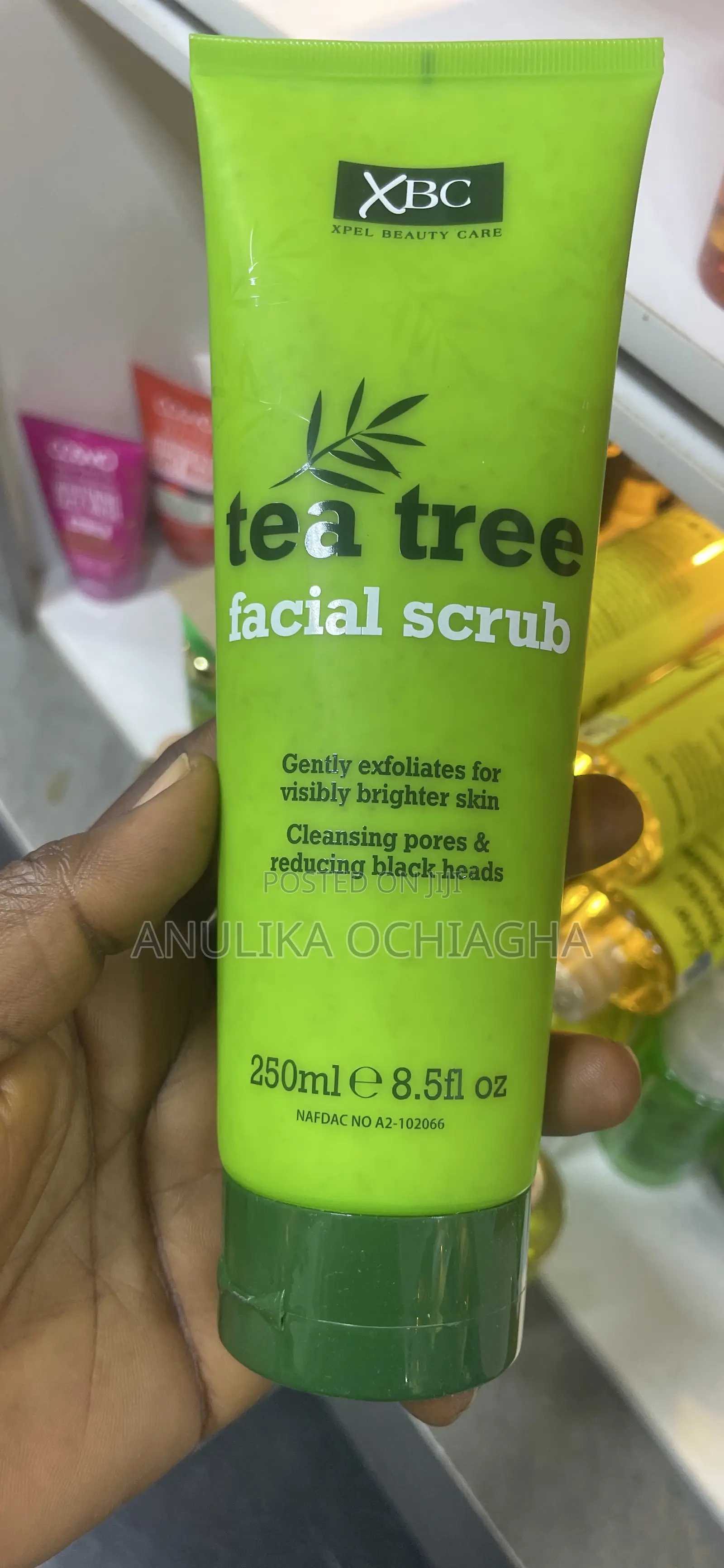 Tea Tree Facial Scrub