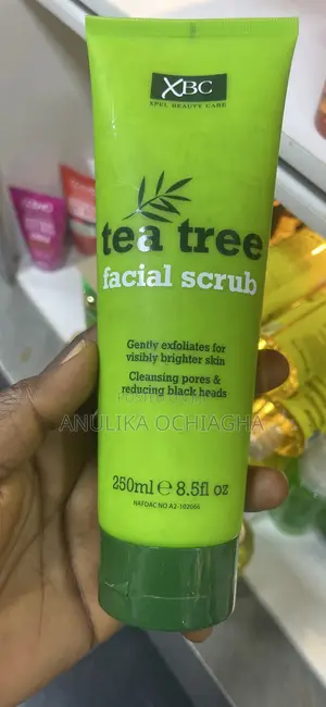 Tea Tree Facial Scrub