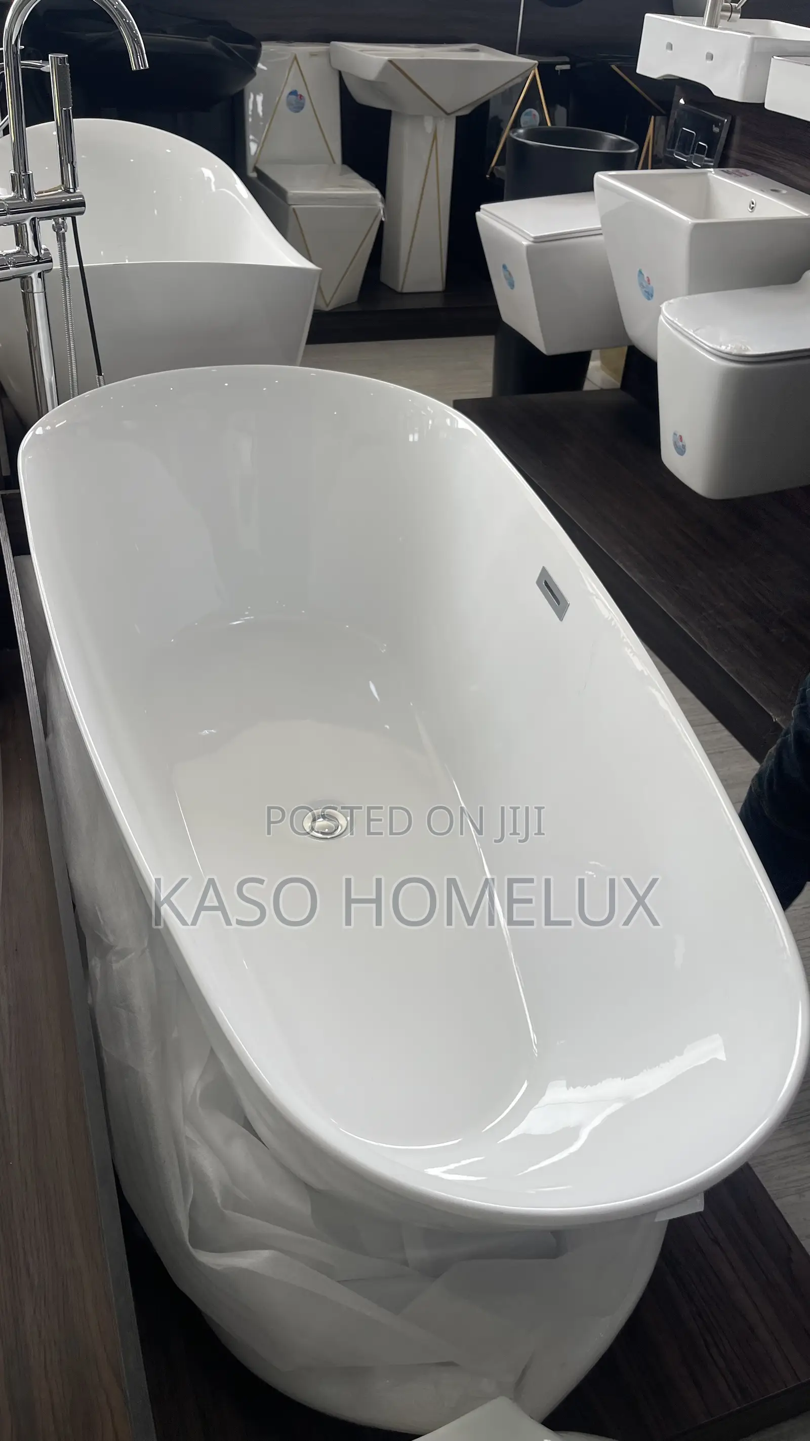 Modern Luxury Bathtub