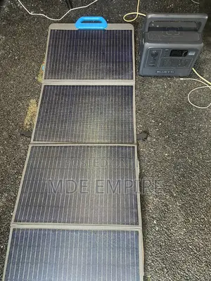 Bluetti Ac60 Portable Solar Station + 120W Solar Panel