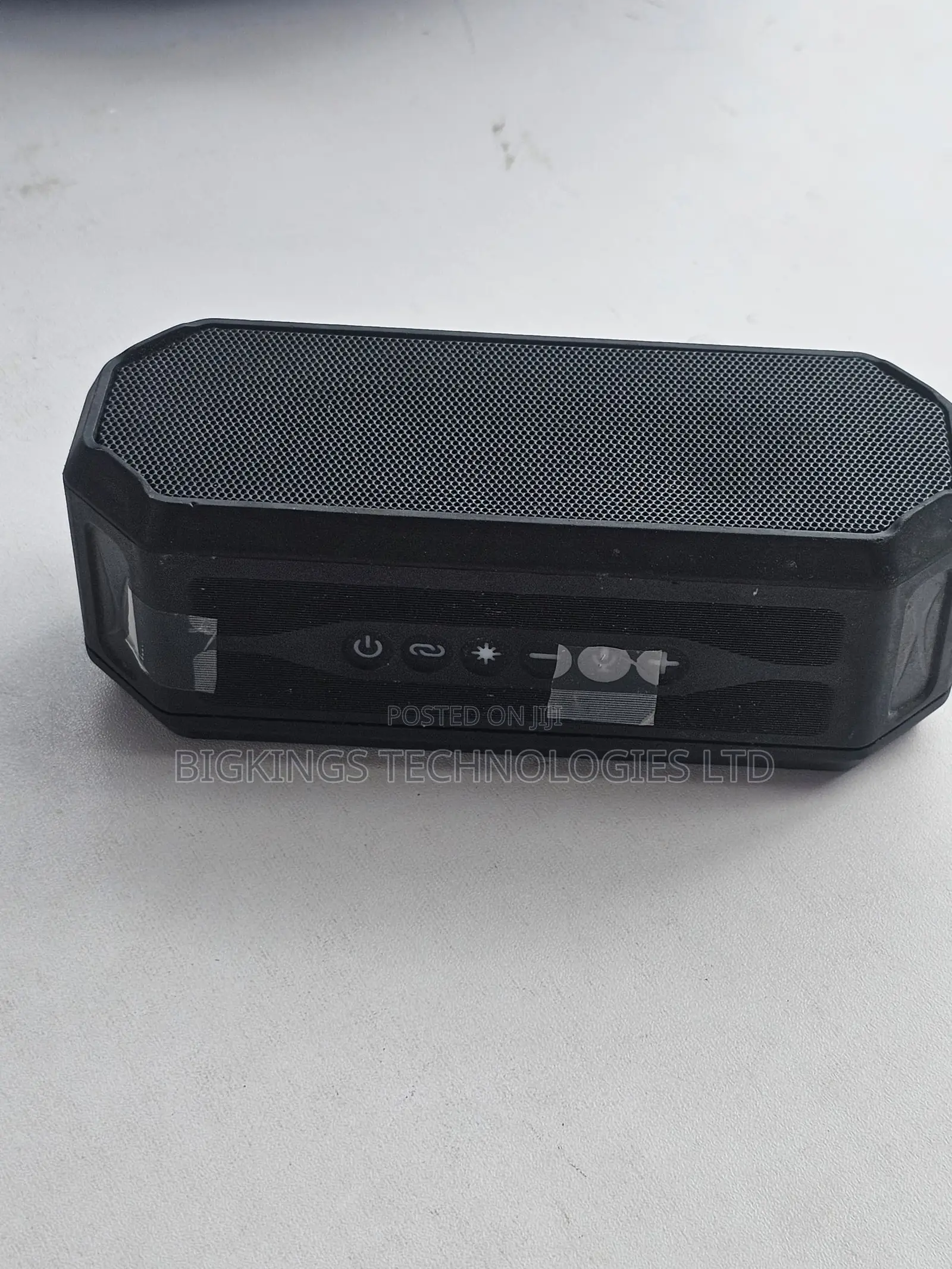 Fairly Used Altec Lansing HydraJolt Wireless Bluetooth Speaker