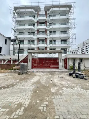 3bdrm Apartment in Lekki Phase 1 for sale