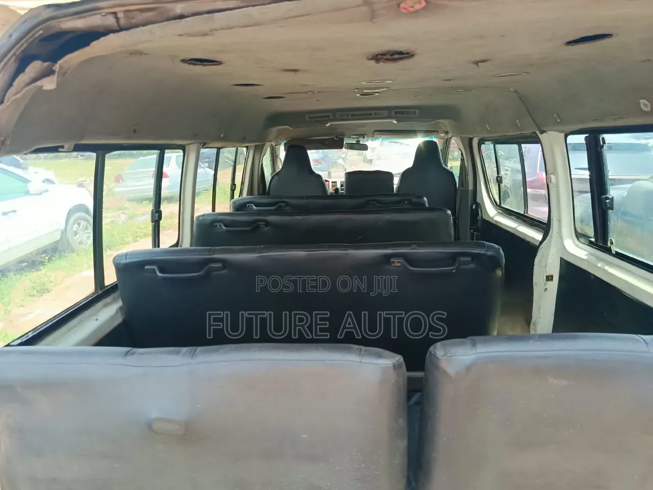 Toyota HiAce 2010 White