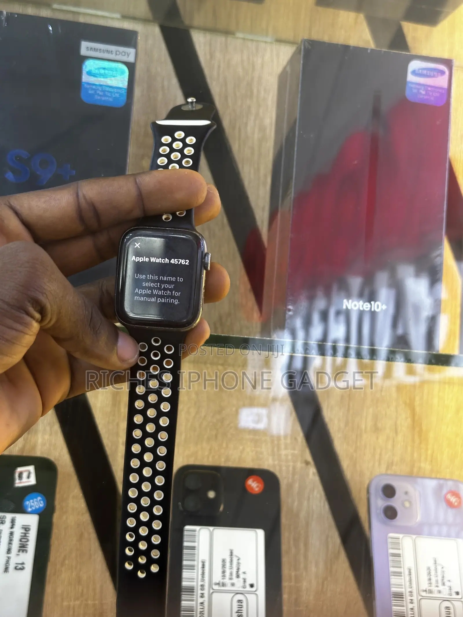 Apple Series 5