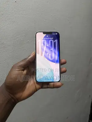 Apple iPhone 13 128 GB White