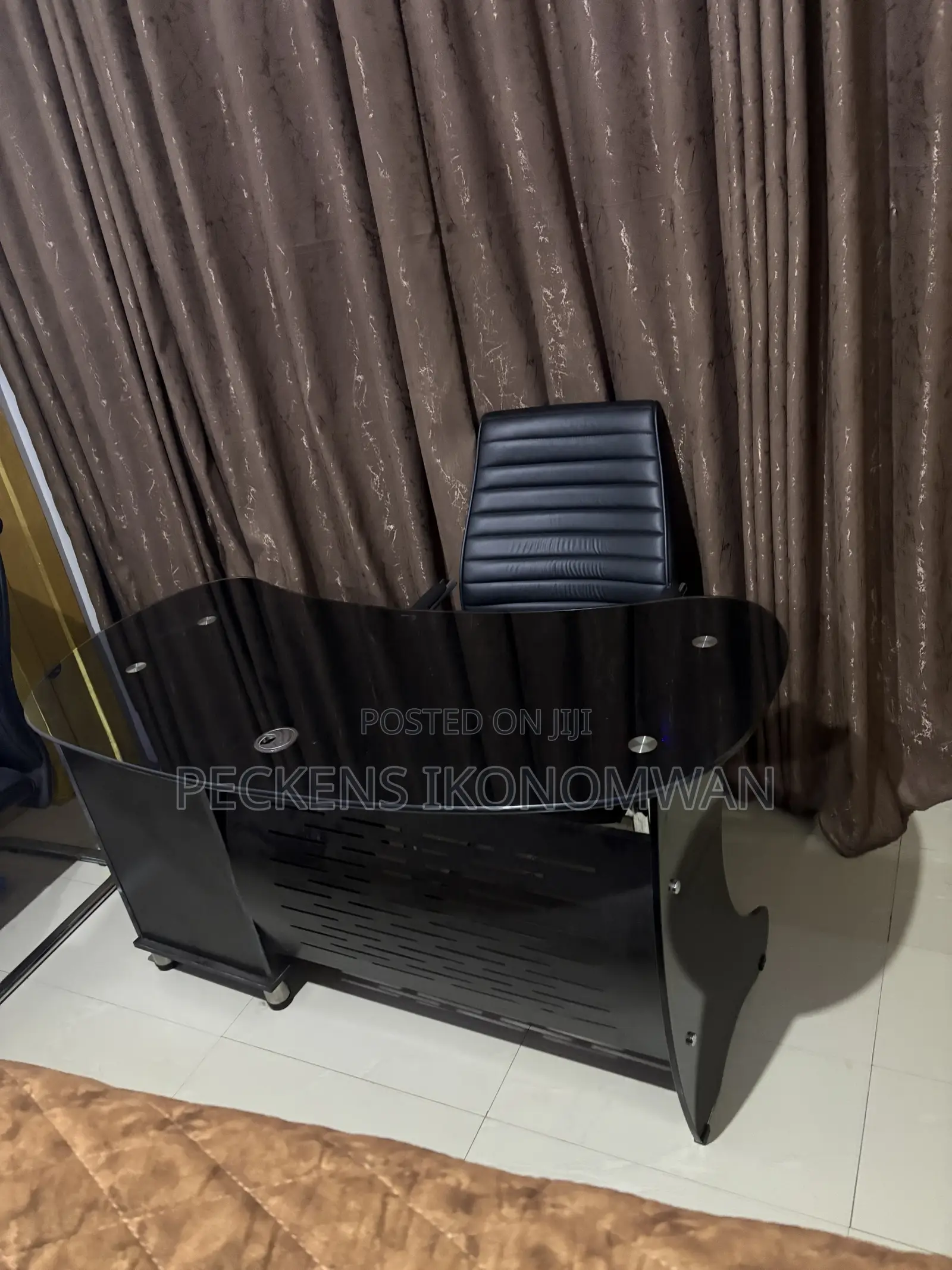 Executive Tampered Glass Office Table