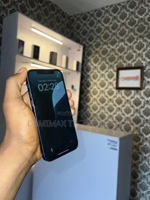 Apple iPhone 12 64 GB Blue