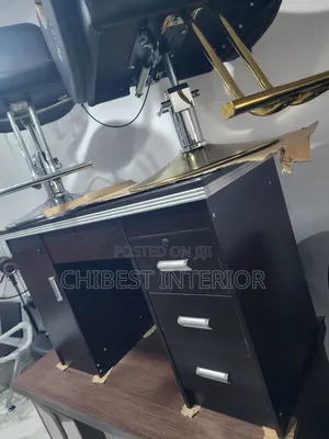 Wooden Office Table Available in 1.2 and 1.4meter.