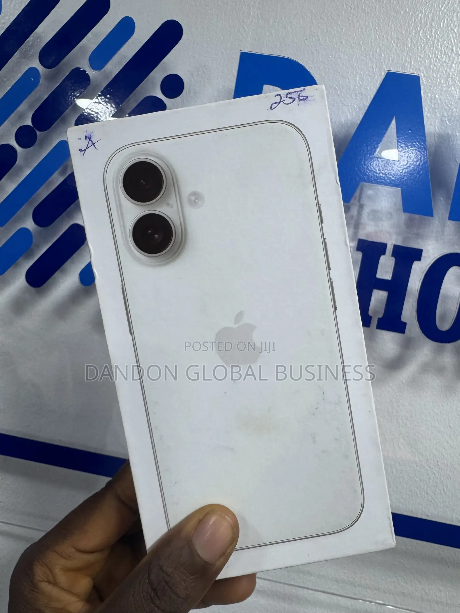 New Apple iPhone 16 256 GB White