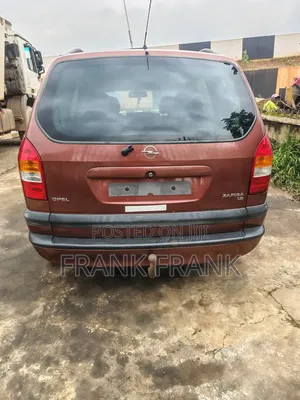 Opel Zafira 2004 Brown