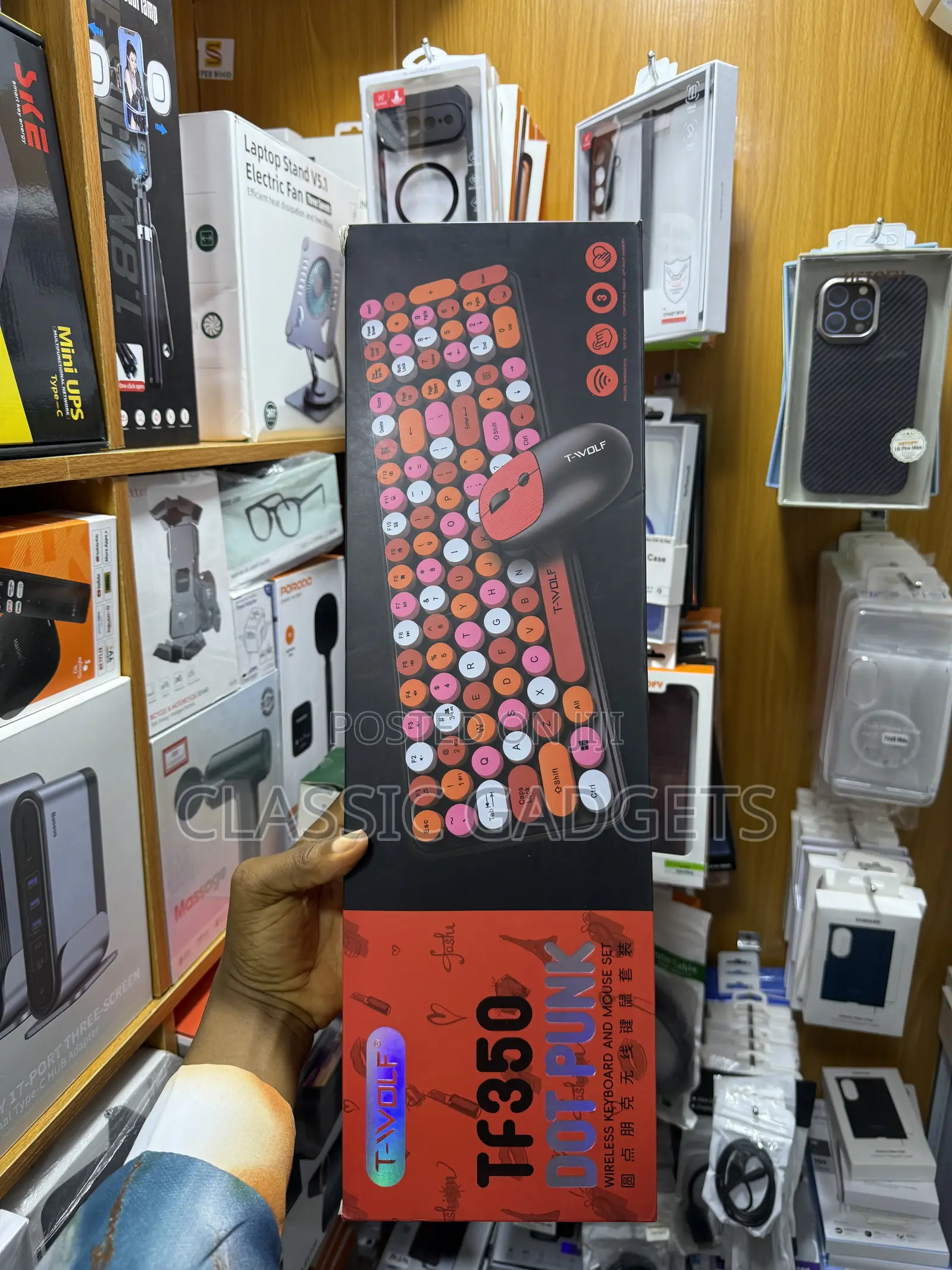 T-Wolf Tf350 4GHz Wireless Keyboard and Mouse Combo