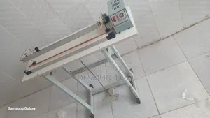 Sealing and Cutting Machine