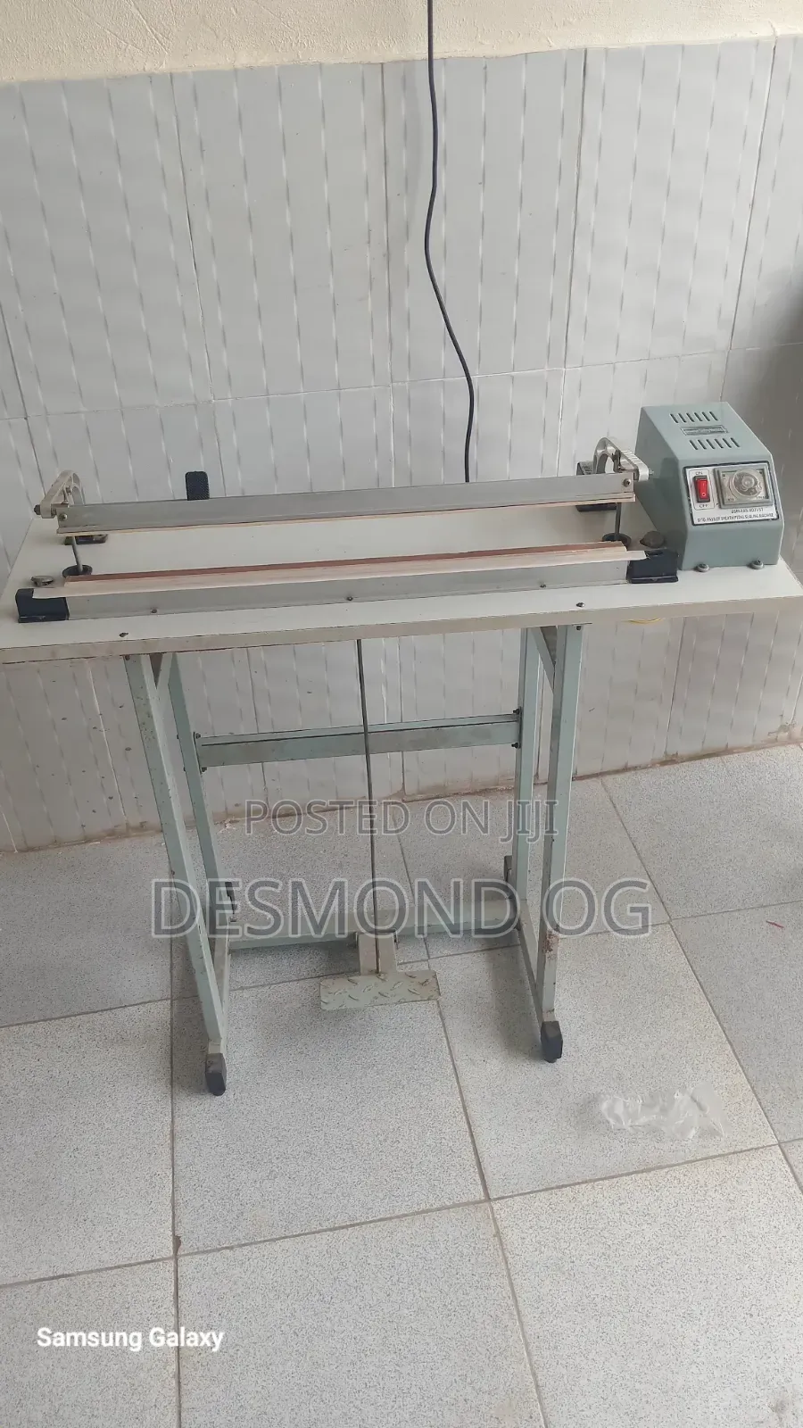 Sealing and Cutting Machine