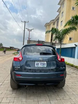 Nissan Juke 2012 Blue