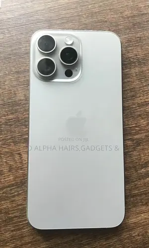 Apple iPhone 15 Pro Max 256 GB White