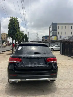 Mercedes-Benz GLC-Class 2016 Black