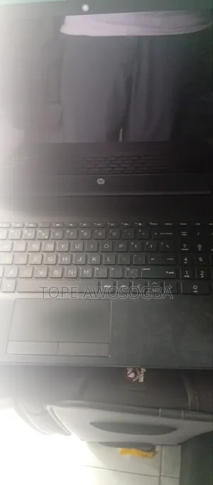 Laptop HP EliteBook 840 G5 3GB Intel Core i9 HDD+SSD 256GB