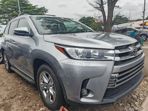 Toyota Highlander 2015 Gray