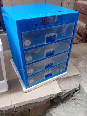 320 Egg Incubator