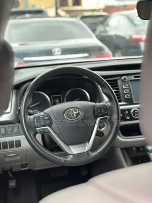 Toyota Highlander 2019