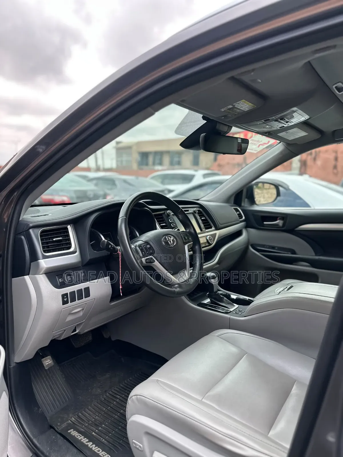 Toyota Highlander 2019