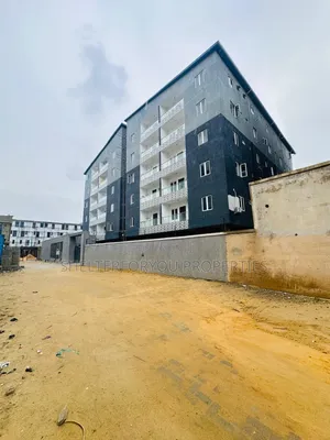 2bdrm Apartment in Lekki Phase 1 for rent