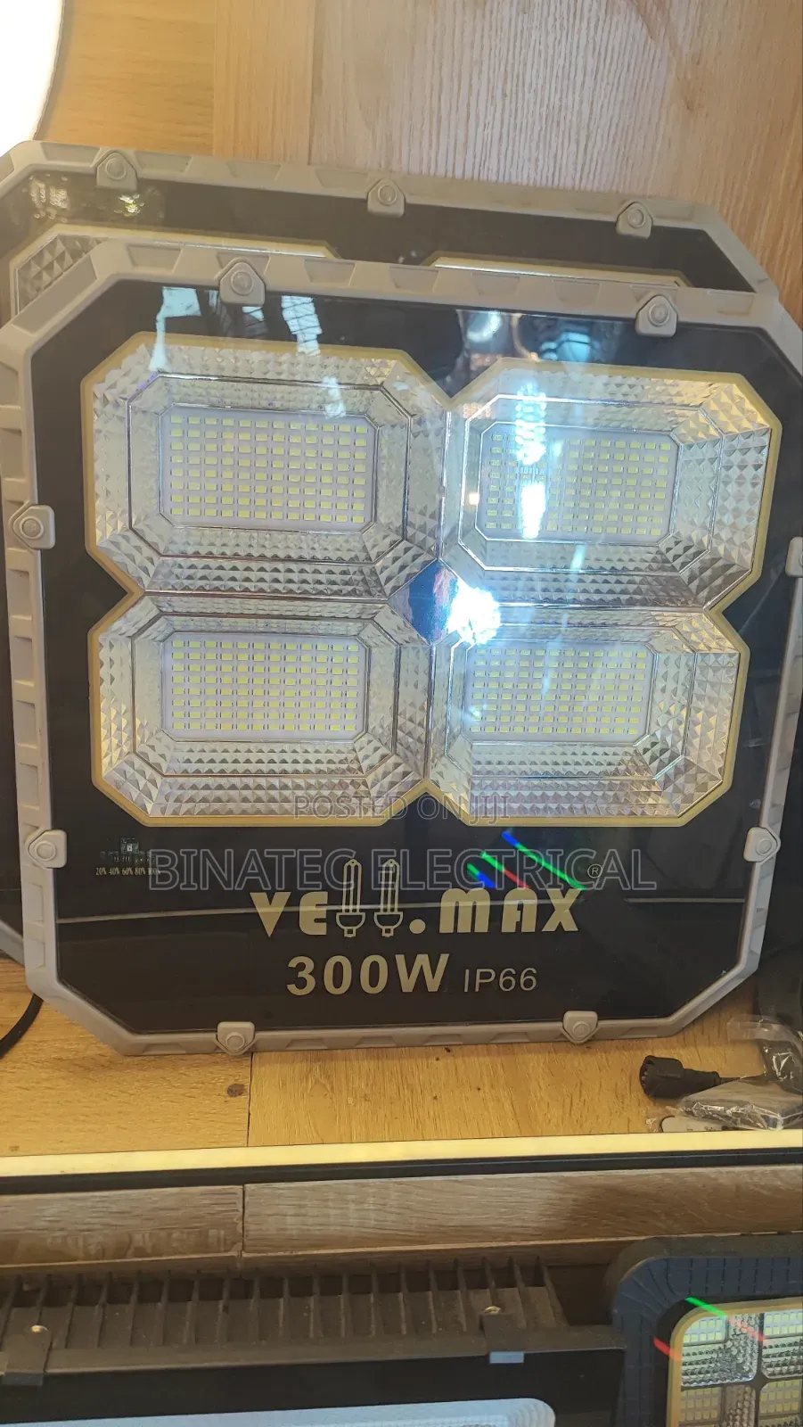 Vellmax Floodlight |Solar Panel