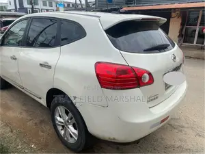 Nissan Rogue S 2013 White