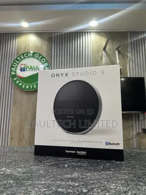 Onyx Studio 9