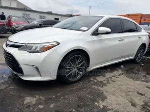 Toyota Avalon Touring (3.5L 6cyl 6A) 2018 White