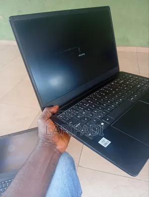 Laptop Dynabook Satellite Pro C50-H 16GB Intel Core i5 SSD 256GB