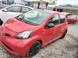 Toyota Aygo 2002 Red