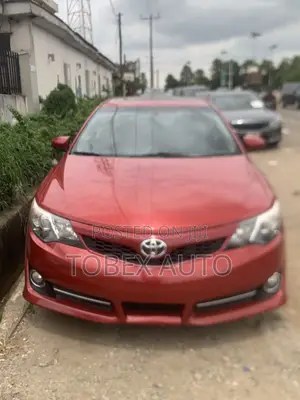 Toyota Camry LE 4dr Sedan (2.5L 4cyl 6A) 2012 Red