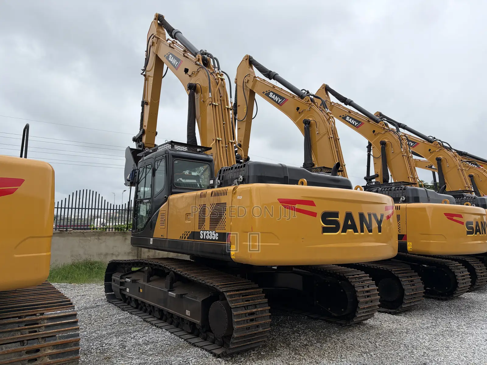Excavator/Wheel Loader/Truck
