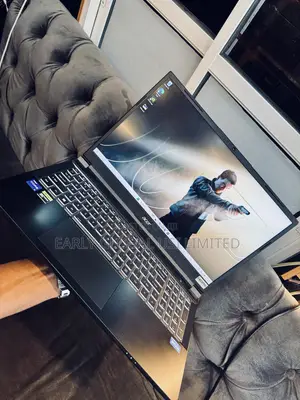 Laptop Acer Predator Helios 700 16GB Intel Core i7 SSD 512GB
