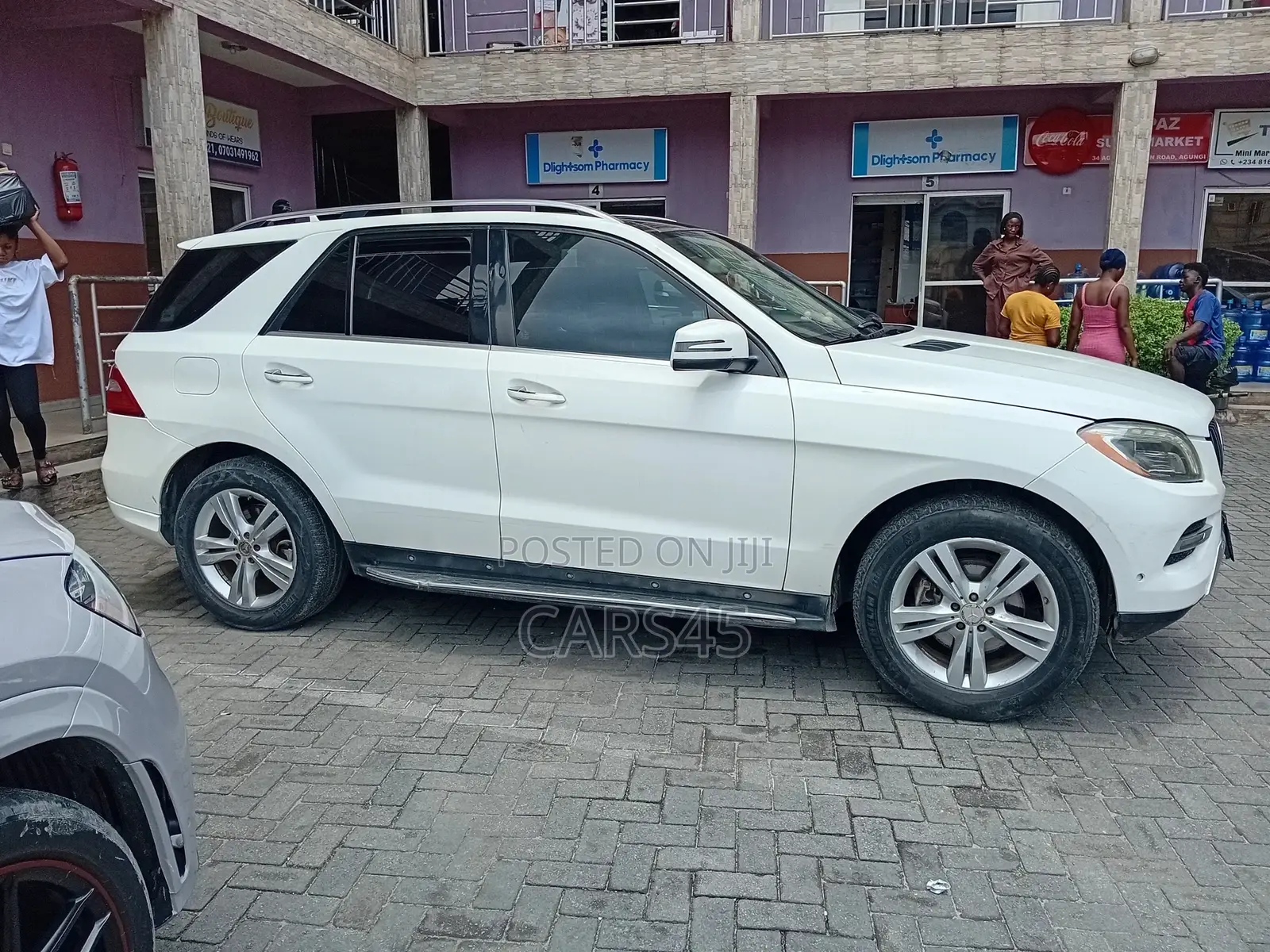 Mercedes-Benz M Class ML350 4MATIC 4dr SUV AWD (3.5L 6cyl 7A) 2014