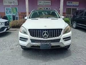 Mercedes-Benz M Class ML350 4MATIC 4dr SUV AWD (3.5L 6cyl 7A) 2014