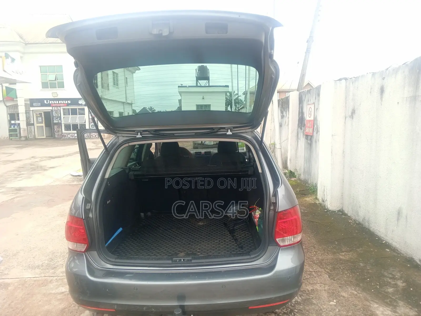 Volkswagen Passat 2008 Gray
