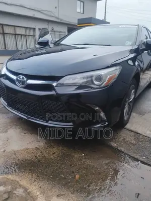 Toyota Camry SE 4dr Sedan (2.5L 4cyl 6A) 2017 Black
