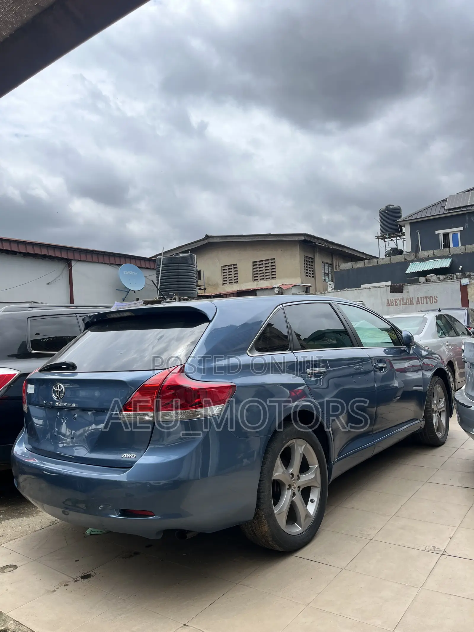 Toyota Venza AWD 2010 Blue