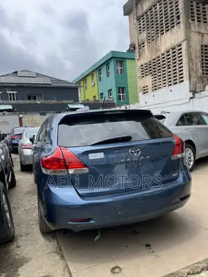 Toyota Venza AWD 2010 Blue