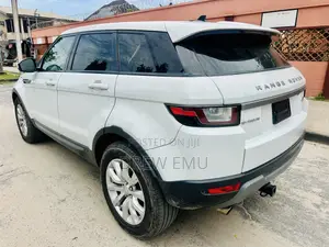 Land Rover Range Rover Evoque HSE Dynamic 4x4 (2.0 4cyl 9A) 2016 White
