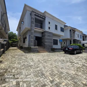 3bdrm Apartment in Biltmore Estate, Lugbe District for rent
